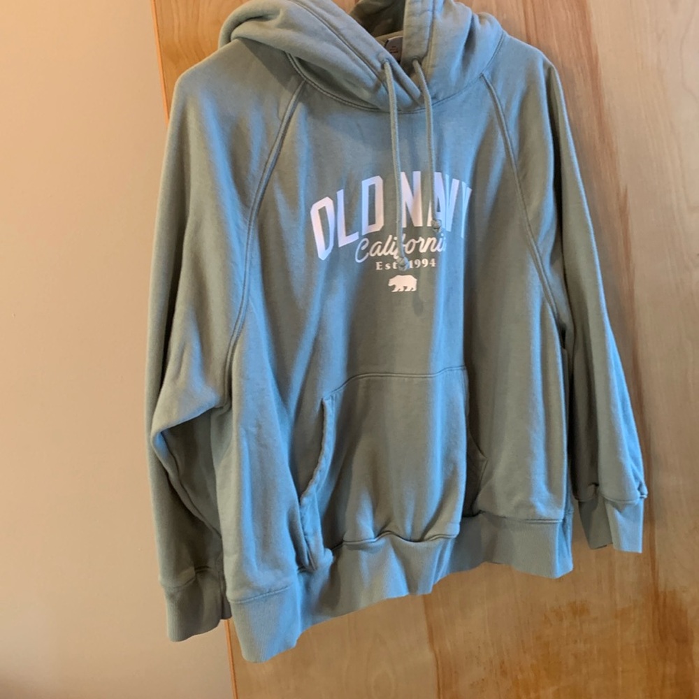Women’s three quarter sleeve sweatshirt
